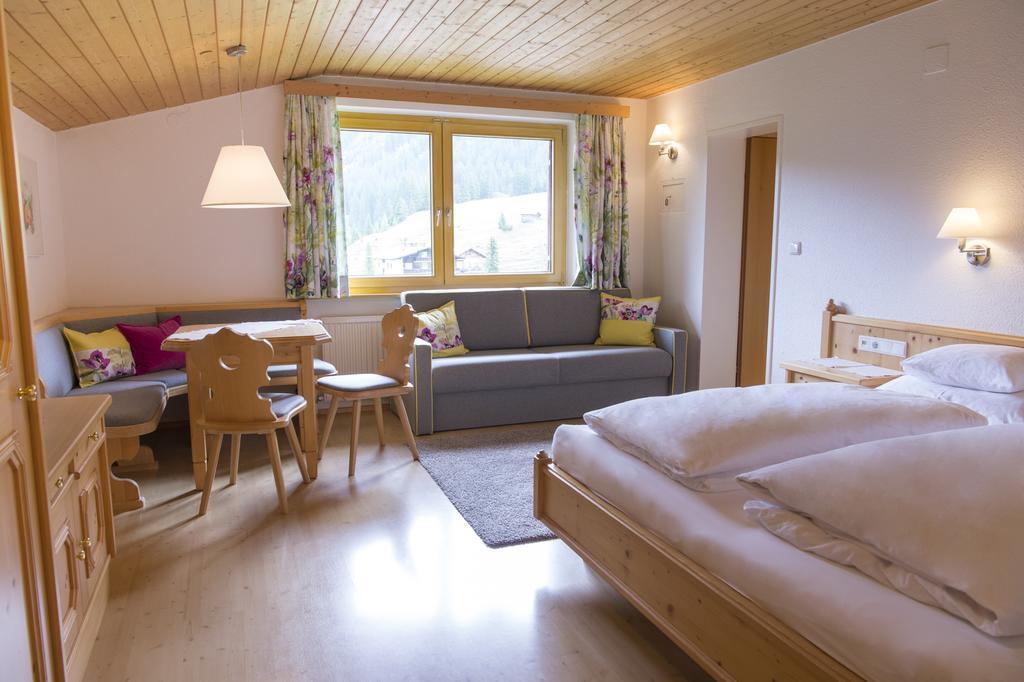 Haus Braunarl Лех ам Алберг Екстериор снимка