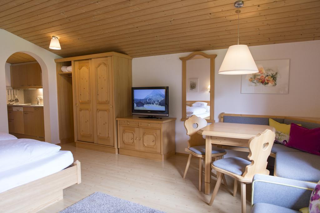 Haus Braunarl Лех ам Алберг Екстериор снимка